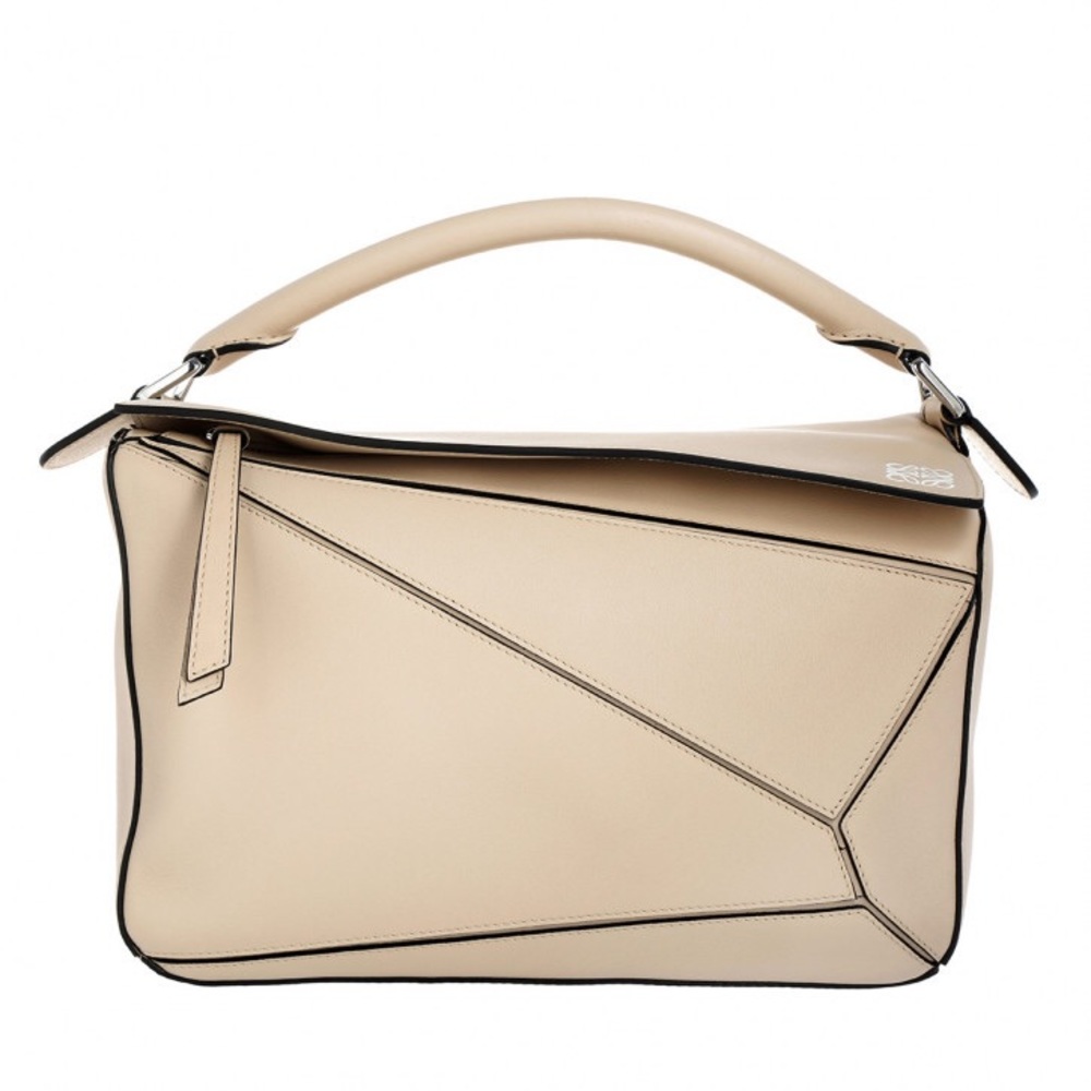 MEDIUM Loewe Puzzle Leather Shoulder Bag (Stone)
